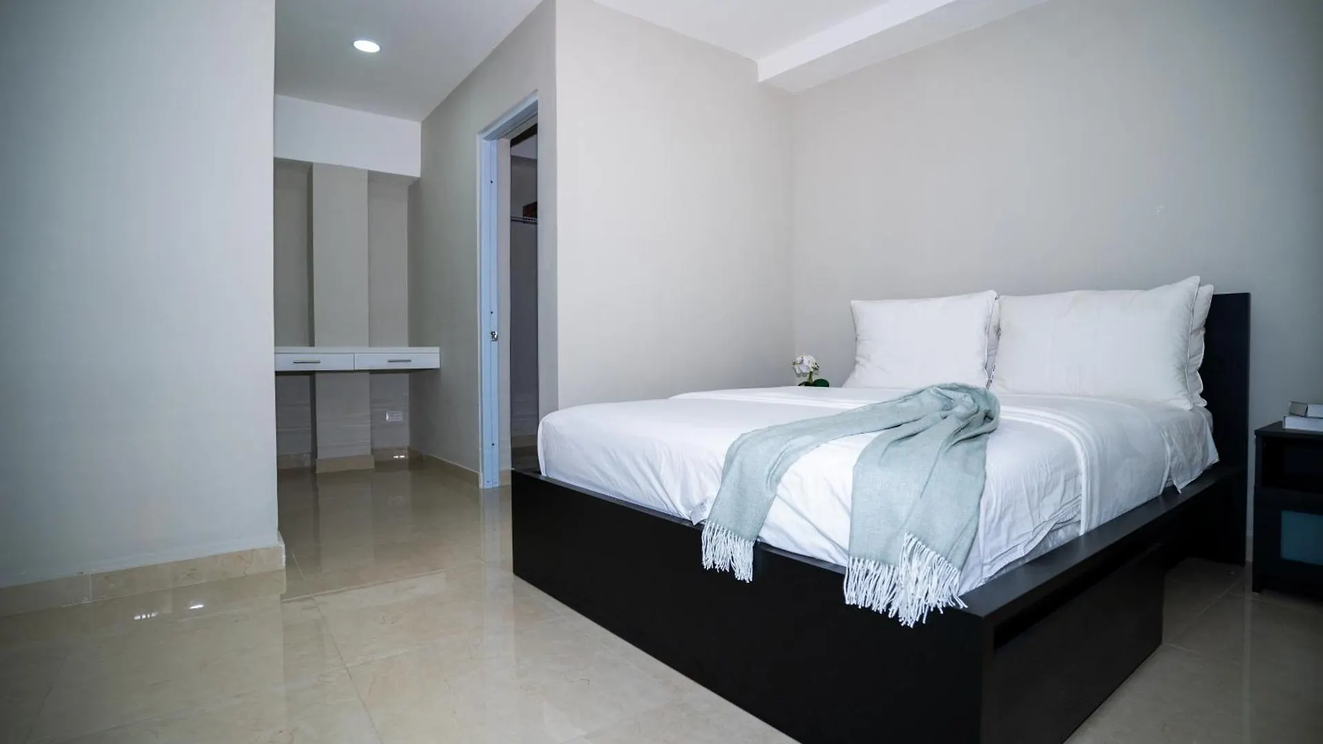 Aparthotel Apartamentos Roman Santo Domingo